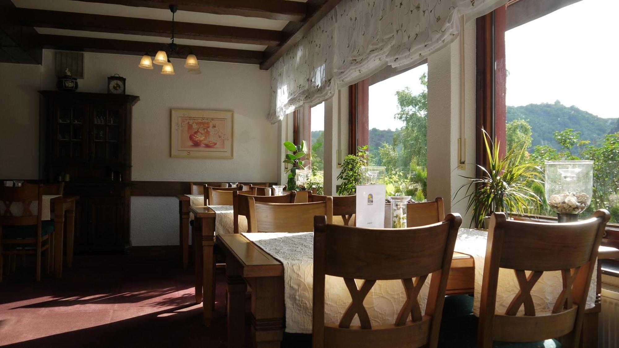 Hotel-Garni-Kachelburg ディーブリヒ エクステリア 写真